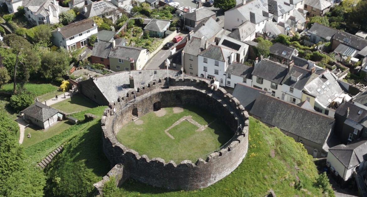 Plymouth, England, Totnes