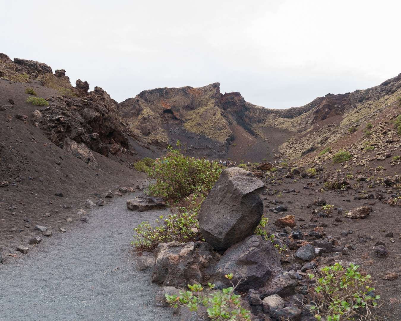 Gravel path through the breach into the crater of Caldera de los Cuervos, Lanzarote